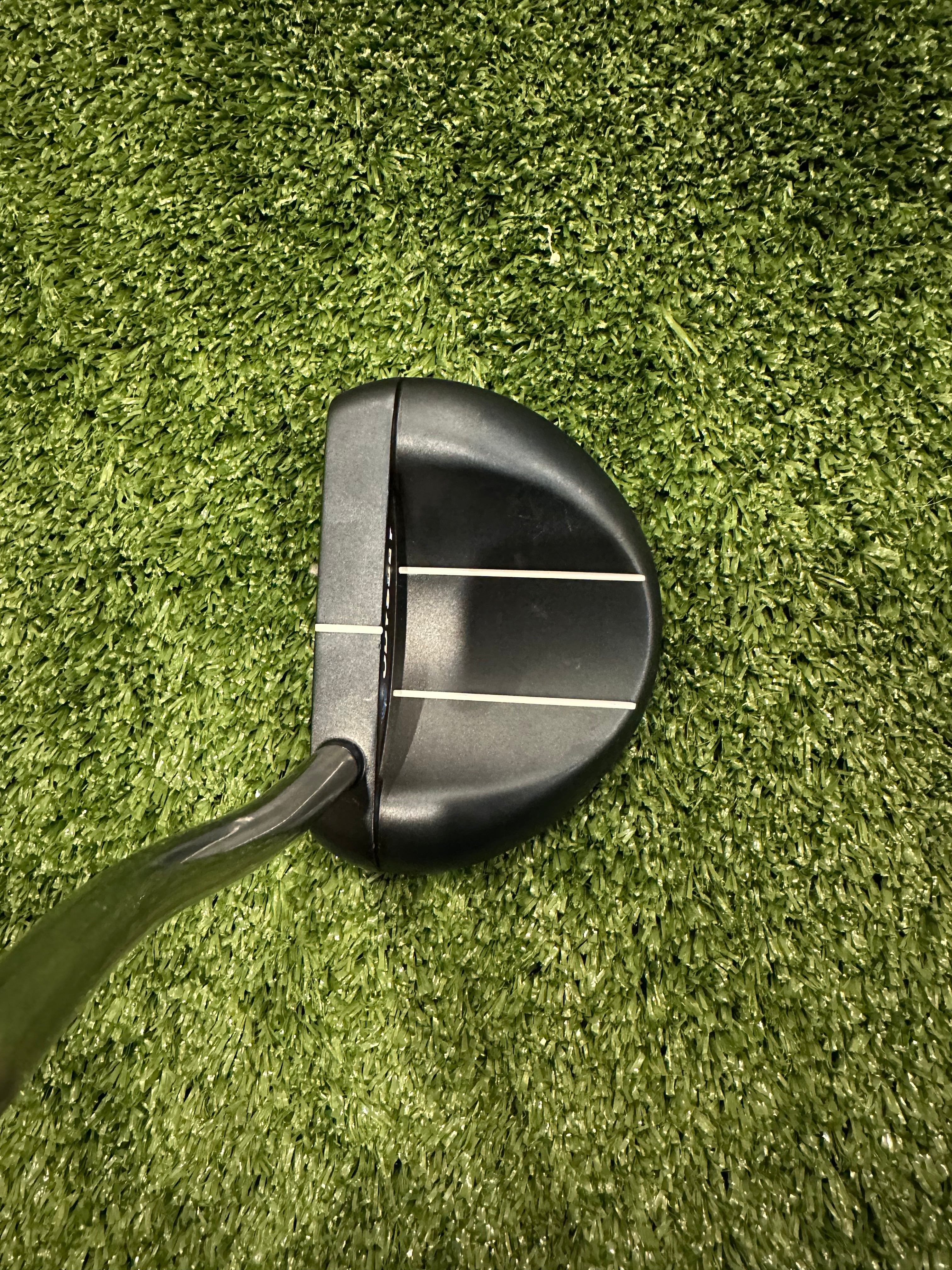 Odyssey AI One Rossie