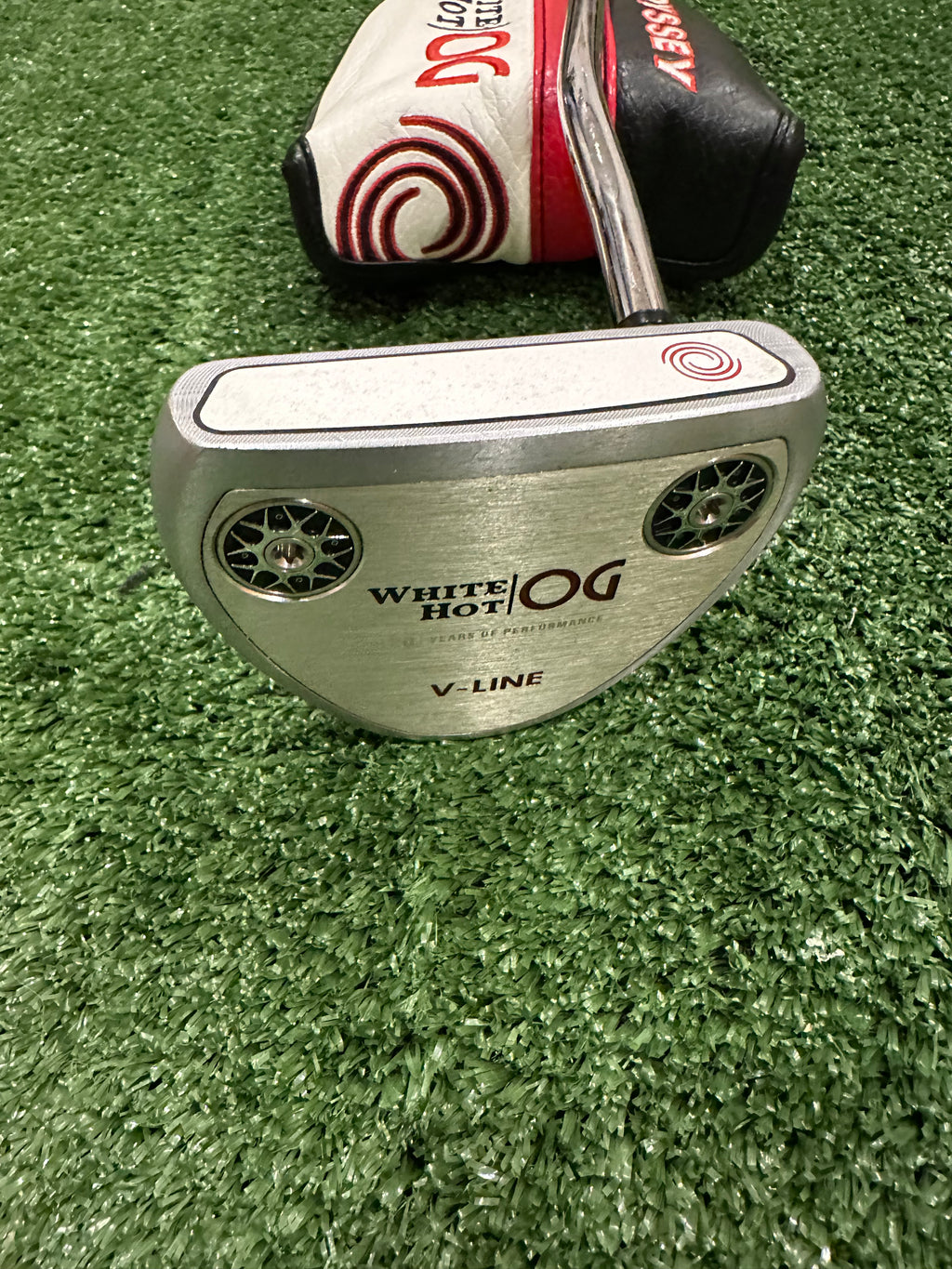 Odyssey White Hot OG V-Line