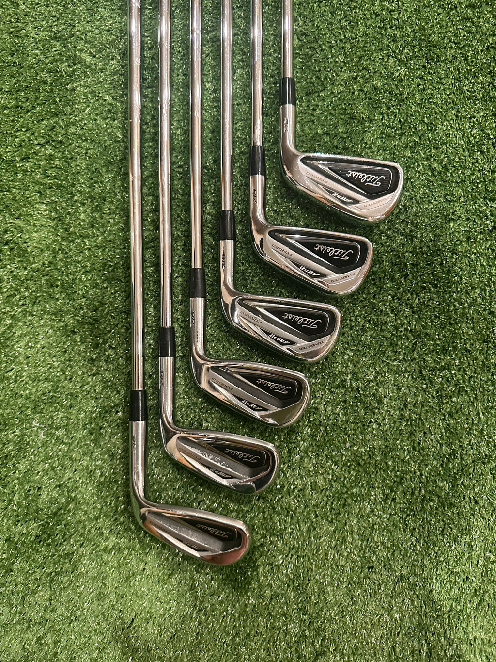 Titleist AP2 716