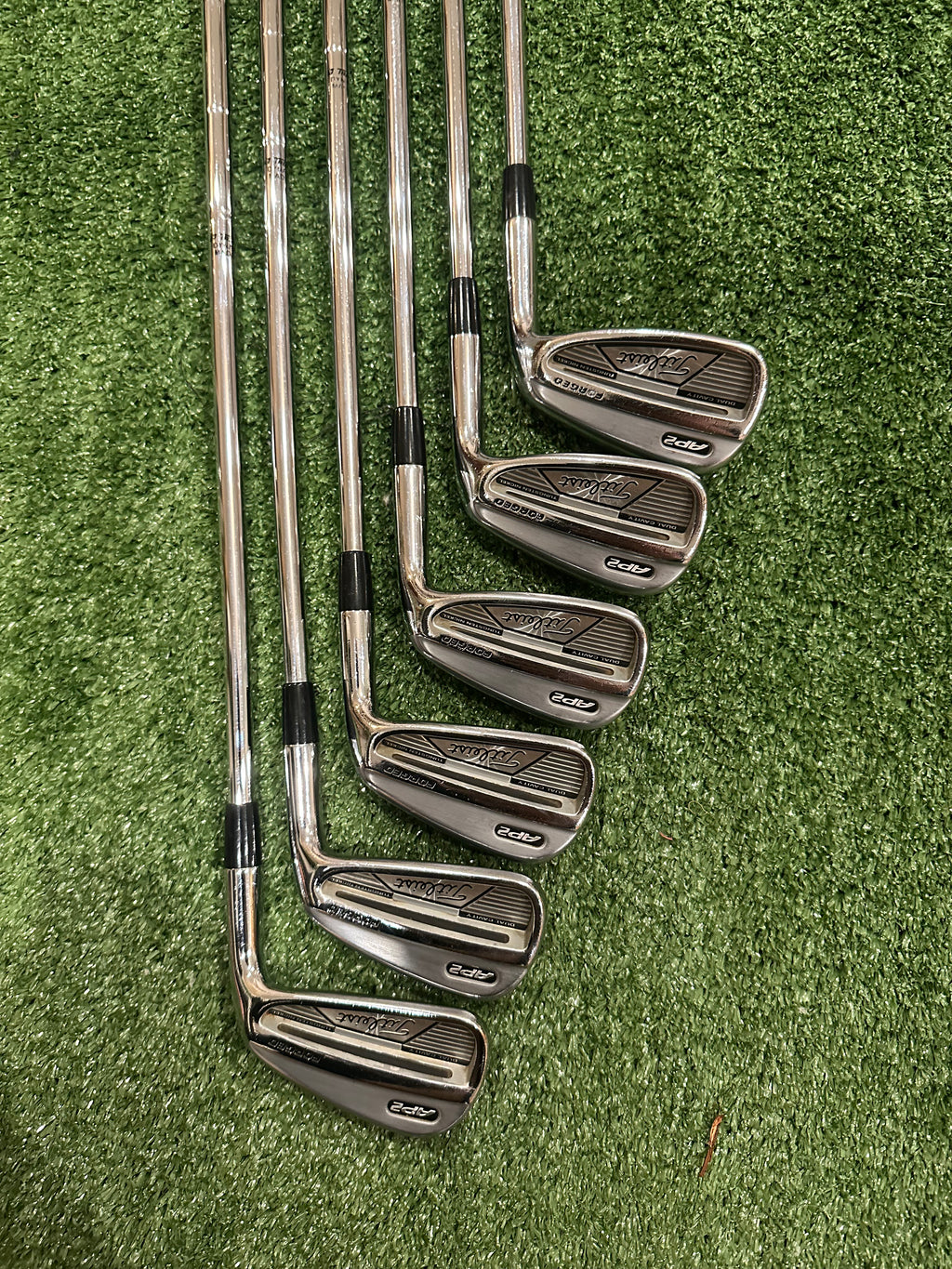 Titleist AP2 710
