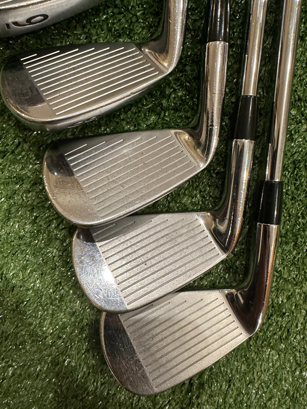 Titleist AP2 710