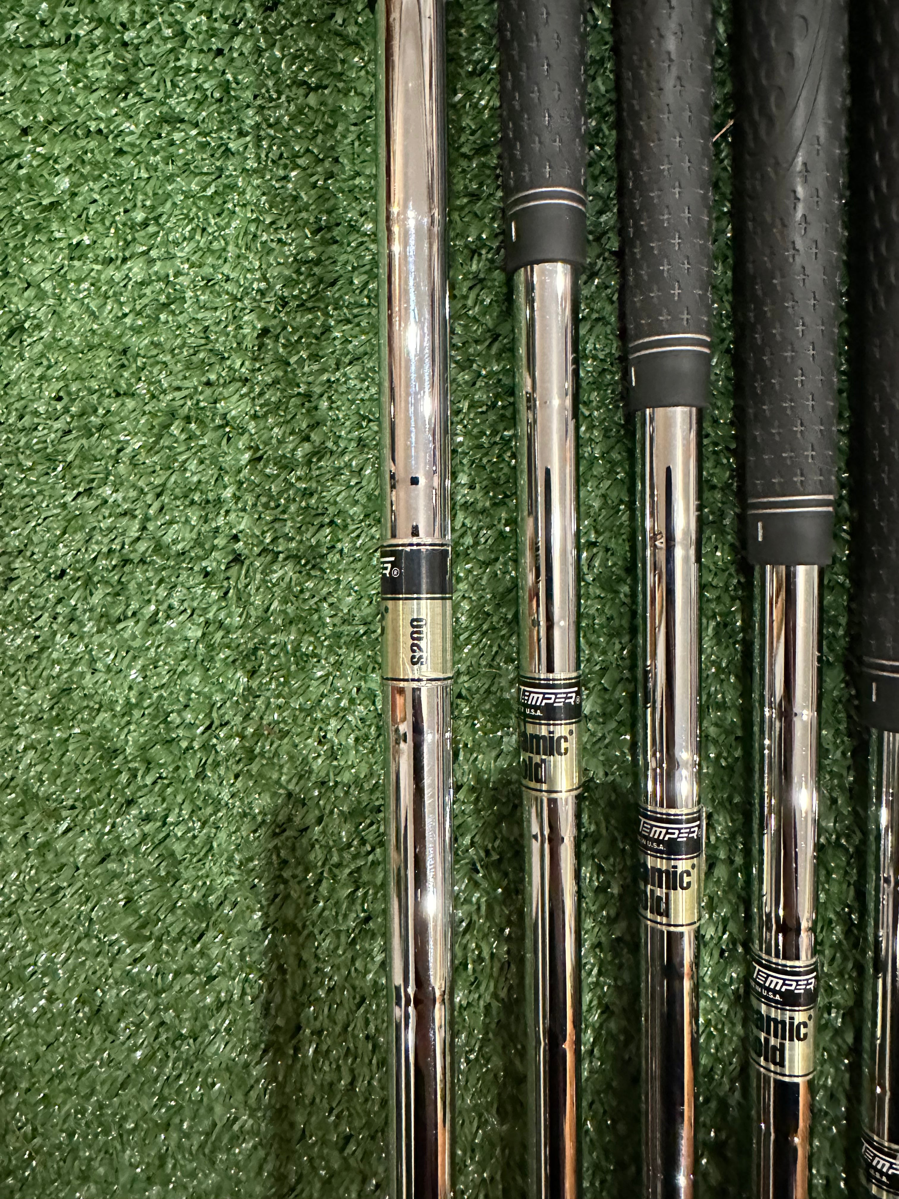 Titleist AP2 710